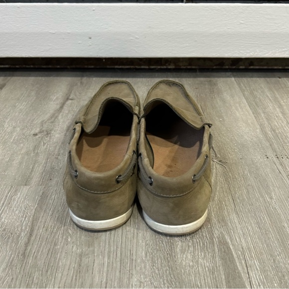 Clarks Men's Morven Sun Nubuck Slip-On Tan Ivory Beige Suede Loafers Size 8.5 - Picture 4 of 6